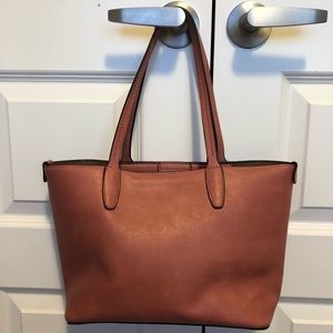 Beautiful pink neverfull style bag